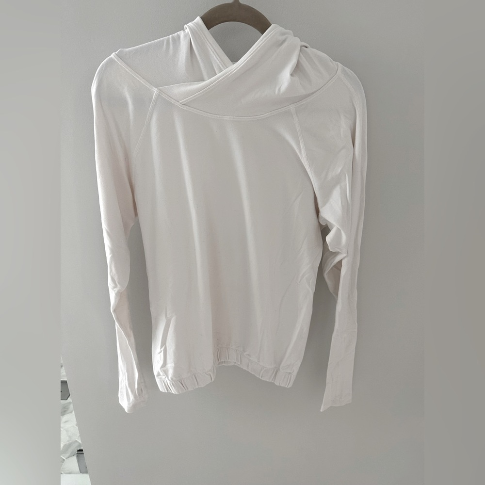 Lululemon hoodies, white color, good condition